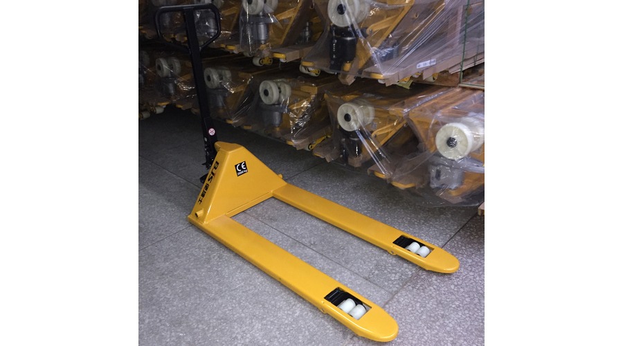 超低型手動(dòng)搬運(yùn)車(chē)